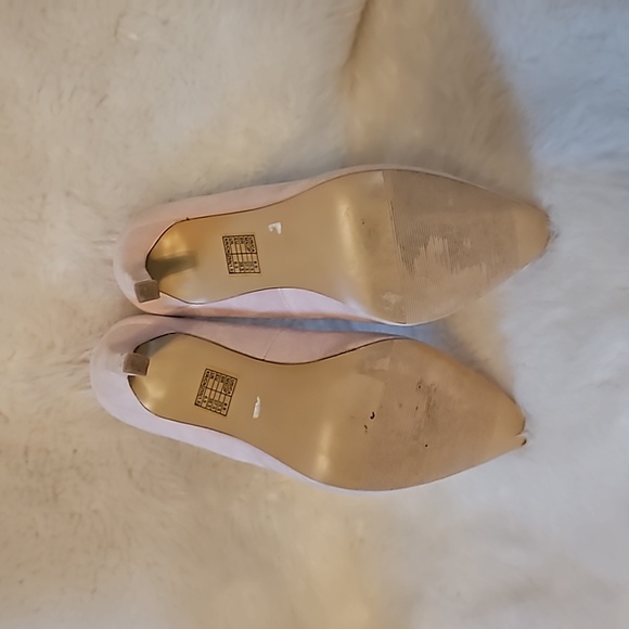 Pink Suede Pumps - Picture 3 of 4